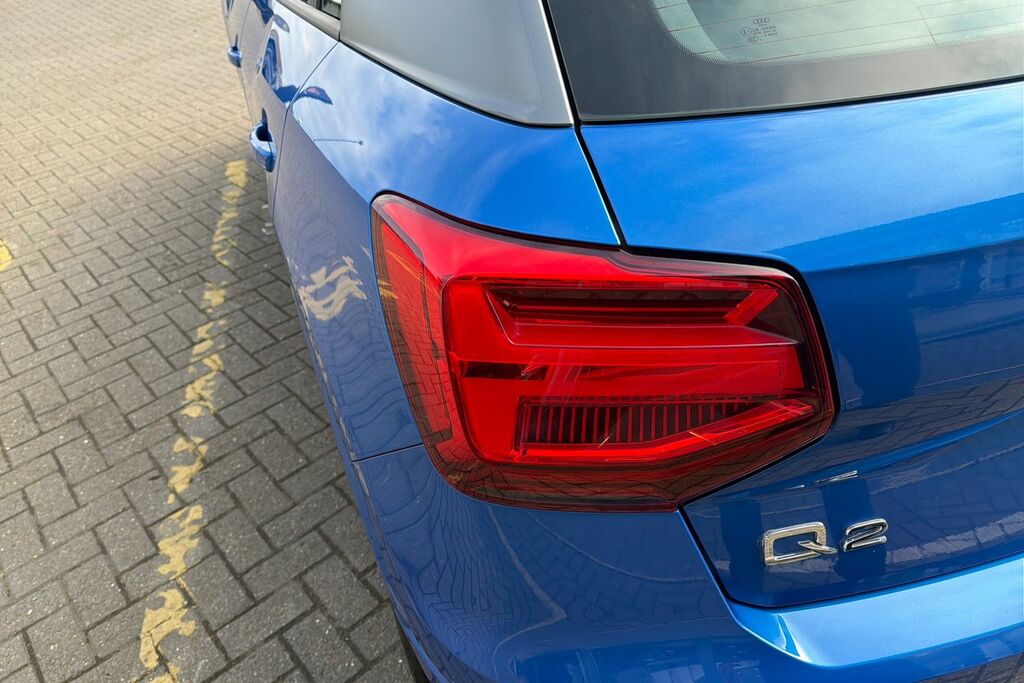 Audi Q2 Black Edition Tfsi 300 Ps S Tronic Grey #38