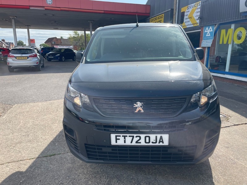 Peugeot Partner Bluehdi Professional Premium Plus Black #2