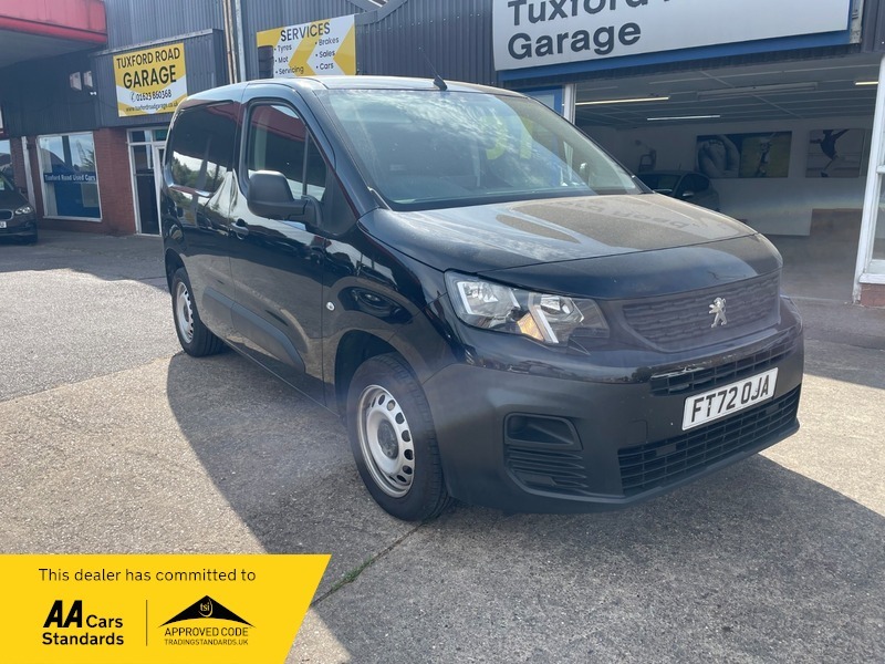 Peugeot Partner Bluehdi Professional Premium Plus Black