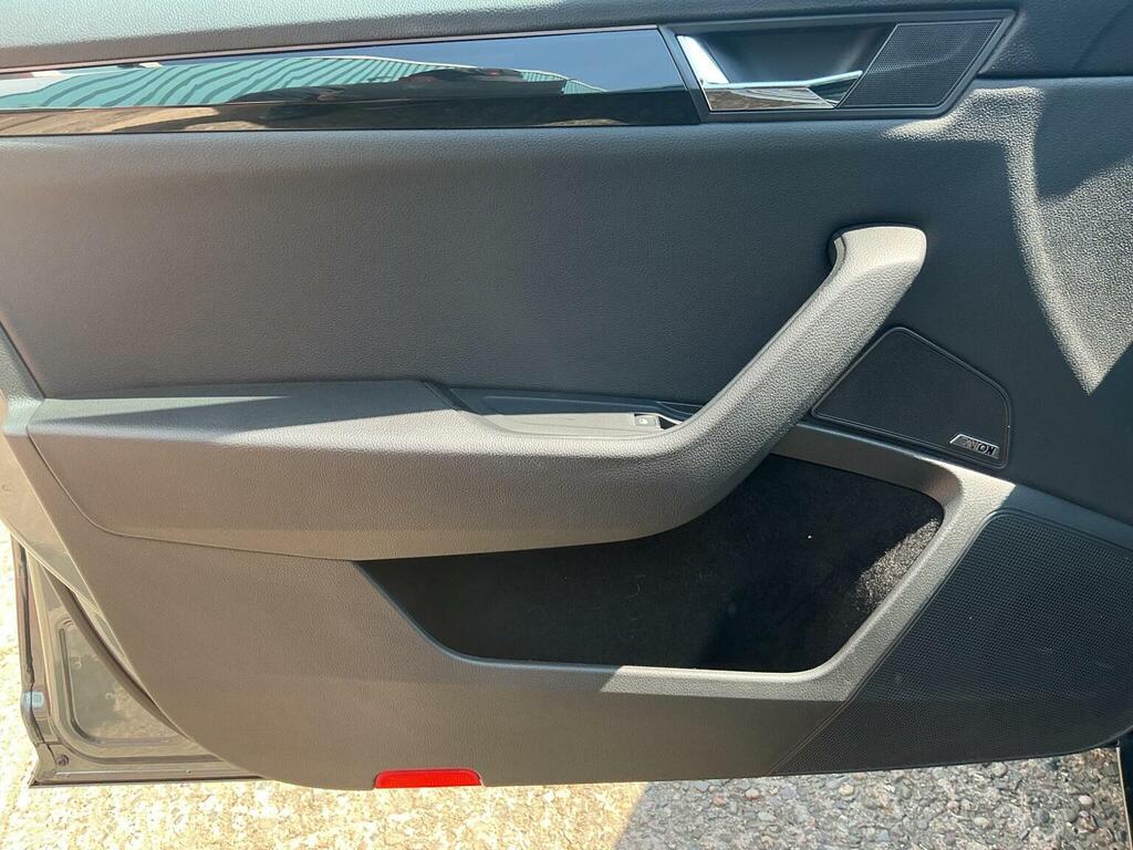 Skoda Superb 2016 2.0 Tdi Se Estate Euro 6 S Grey #22