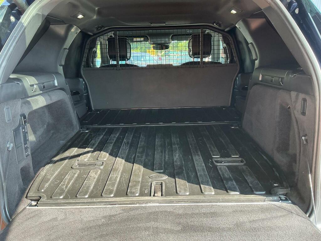 Land Rover Discovery Black #10