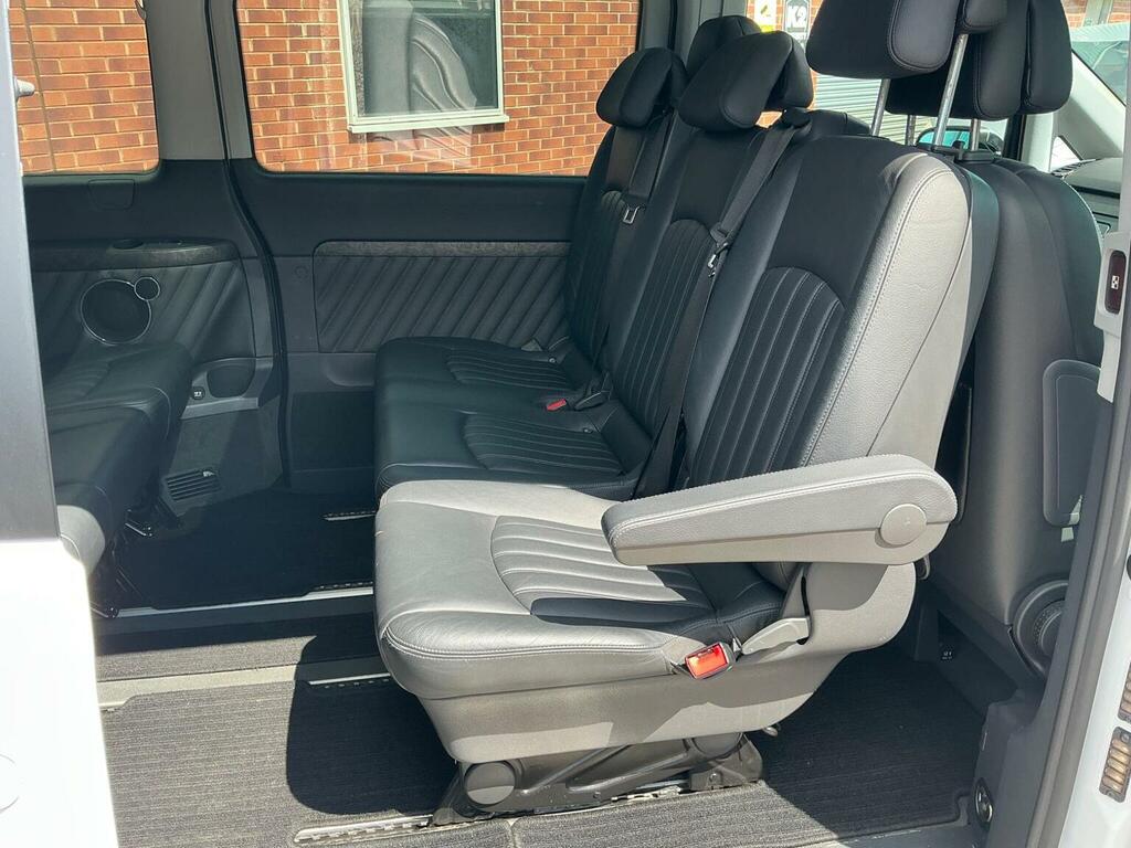 Mercedes-Benz Viano Cdi Blueefficiency Ambiente Black #12