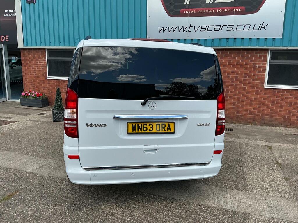Mercedes-Benz Viano Cdi Blueefficiency Ambiente Black #17
