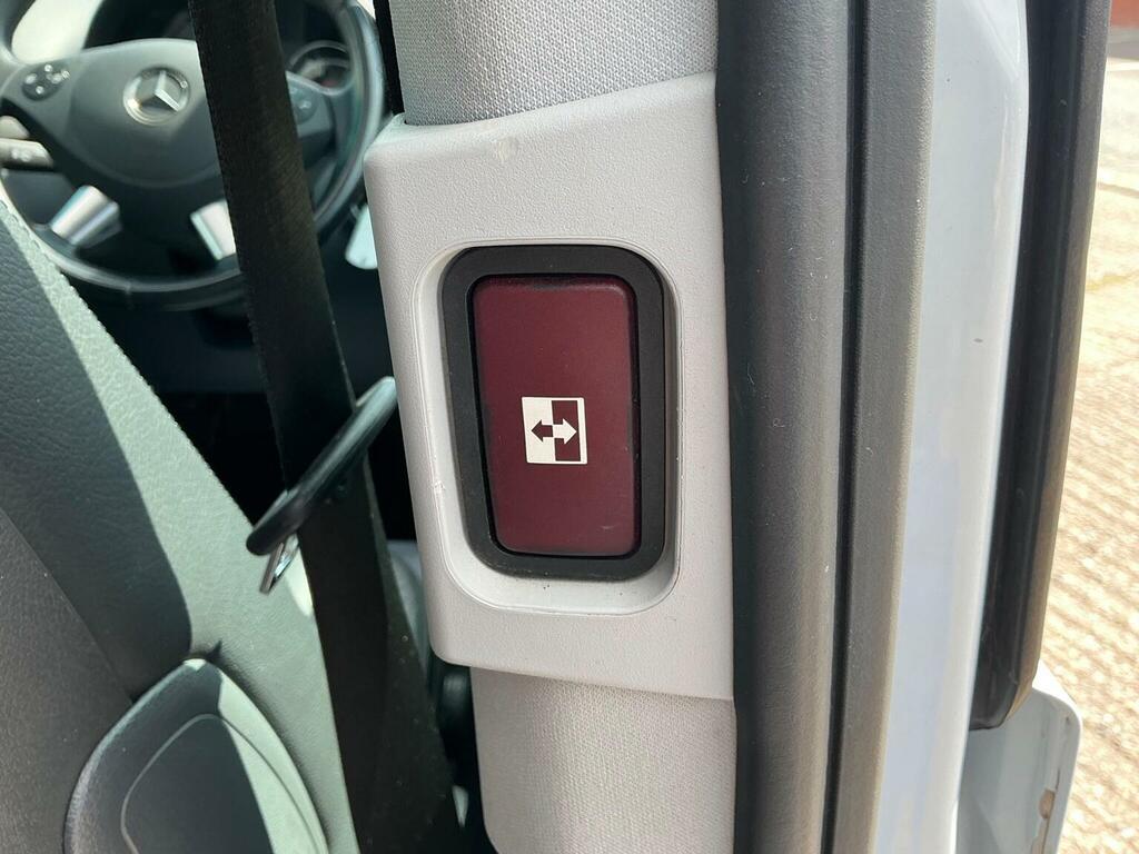 Mercedes-Benz Viano Cdi Blueefficiency Ambiente Black #33
