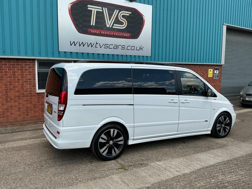 Mercedes-Benz Viano Cdi Blueefficiency Ambiente Black #26
