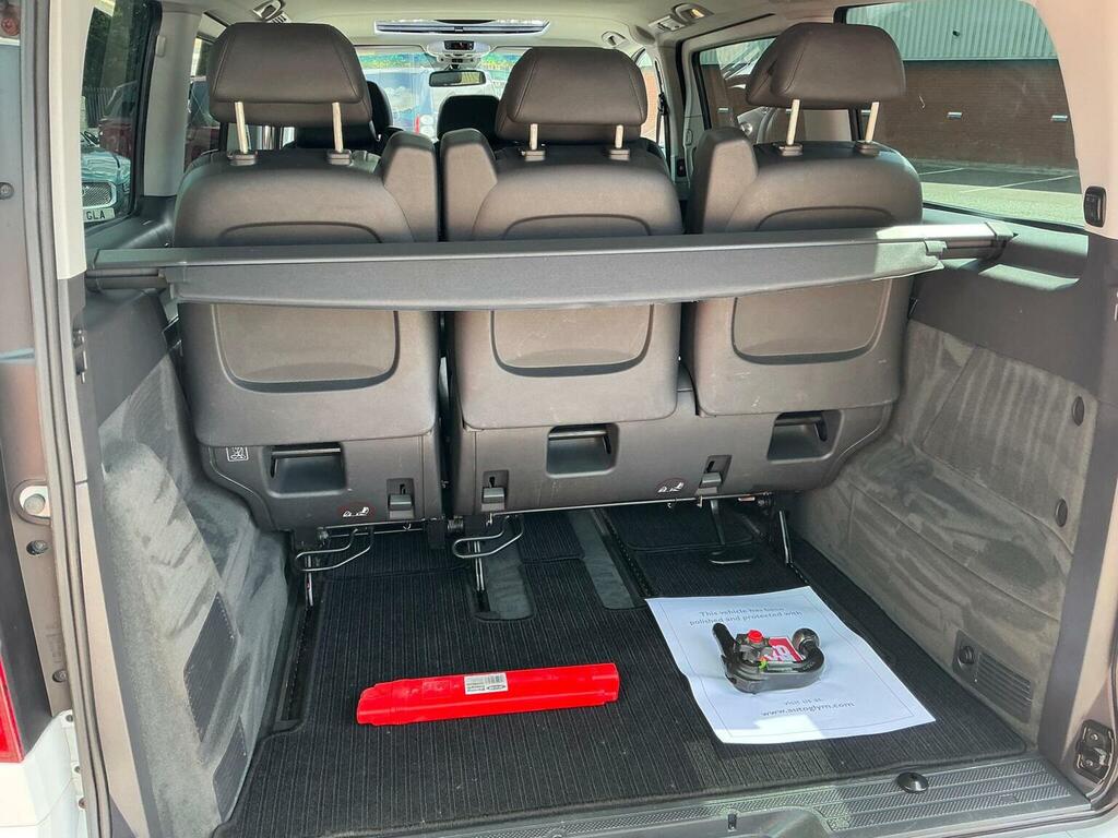 Mercedes-Benz Viano Cdi Blueefficiency Ambiente Black #32