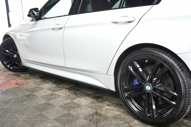 BMW 3 Series 2.0 320D M Sport Shadow Edition Saloon YK67TGE White #4