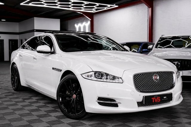 Jaguar XJ 3.0D V6 Premium Luxury Saloon Euro White