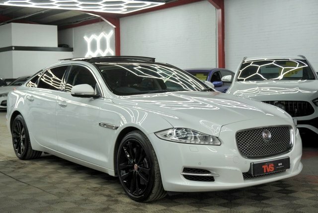 Jaguar XJ 3.0D V6 Premium Luxury Saloon Euro White #5