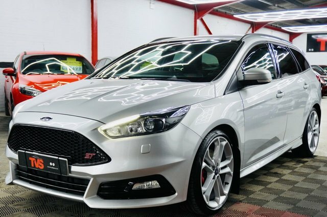 Ford Focus 2.0T Ecoboost St-3 Estate Euro 6 YH66NNC Silver #5