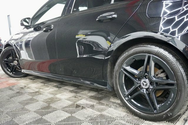 Mercedes-Benz A Class 1.3 A180 Amg Line Edition Executive Hatchback SR71CKN Black #4