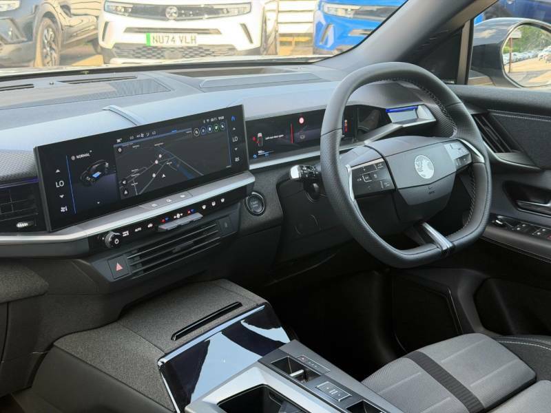 Vauxhall Grandland 157Kw Ultimate 73Kwh - 2025 25 DY25XGB Grey #3