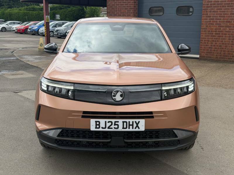 Vauxhall Grandland 1.2 Hybrid 136 Design E-dct6 - 2025 25 BJ25DHX Brown #6