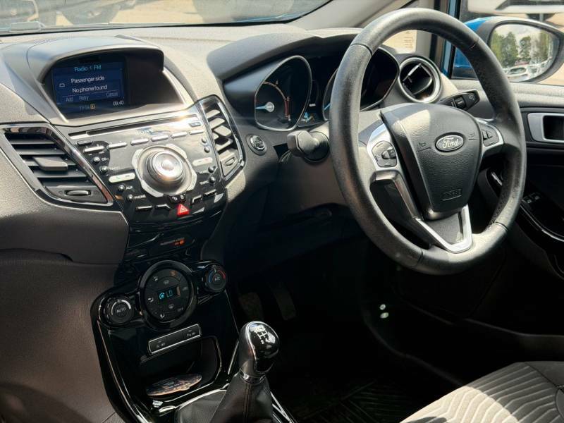 Ford Fiesta 1.6 Tdci Titanium Econetic - 2014 64 Blue #3