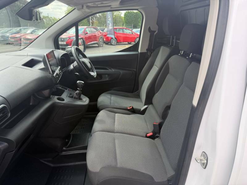 Toyota Proace City 1.5D 100 Icon Van 6 Speed White #3