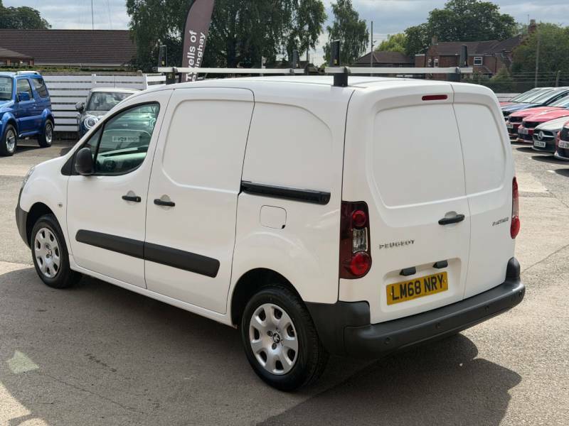 Peugeot Partner 850 1.6 Bluehdi 100 Professional Van Non Ss White #2