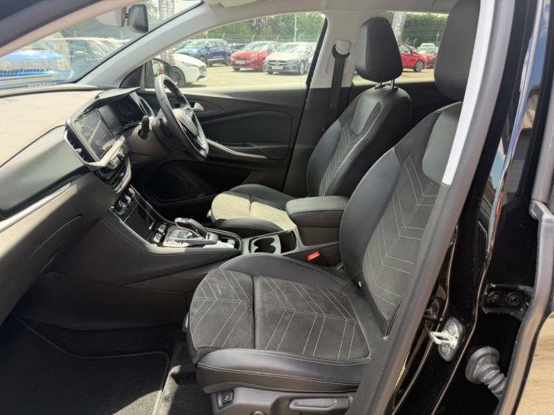 Vauxhall Grandland 1.2 Turbo Ultimate Black #5