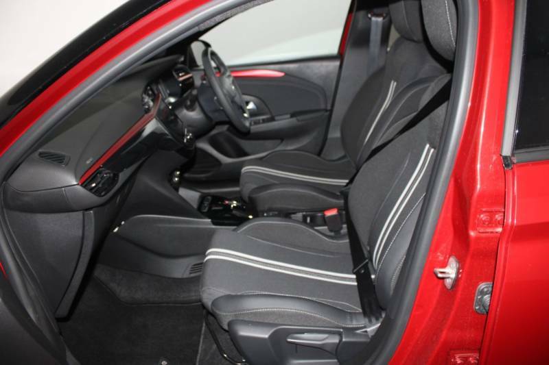 Vauxhall Corsa-e 115Kw Yes 51Kwh Winter Pack Red #3