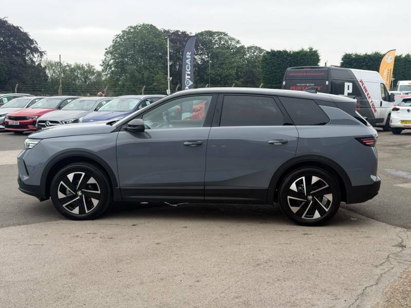 Vauxhall Grandland 1.2 Hybrid 136 Ultimate E-dct6 Pan Roof Grey #6