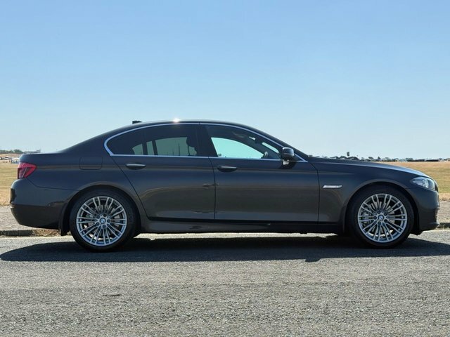 BMW 5 Series  White #18