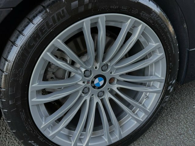 BMW 5 Series  White #16