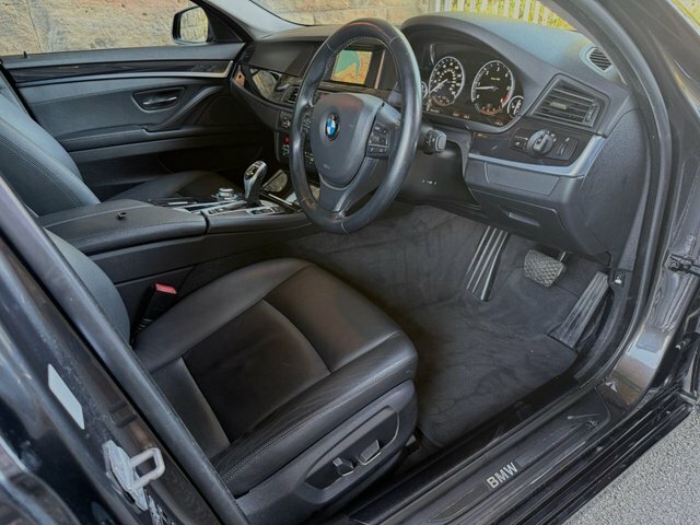 BMW 5 Series  White #19