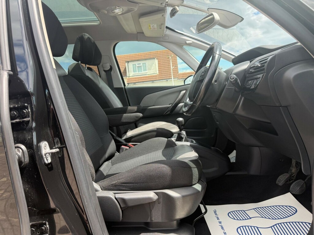 Citroen Grand C4 Picasso  Red #20