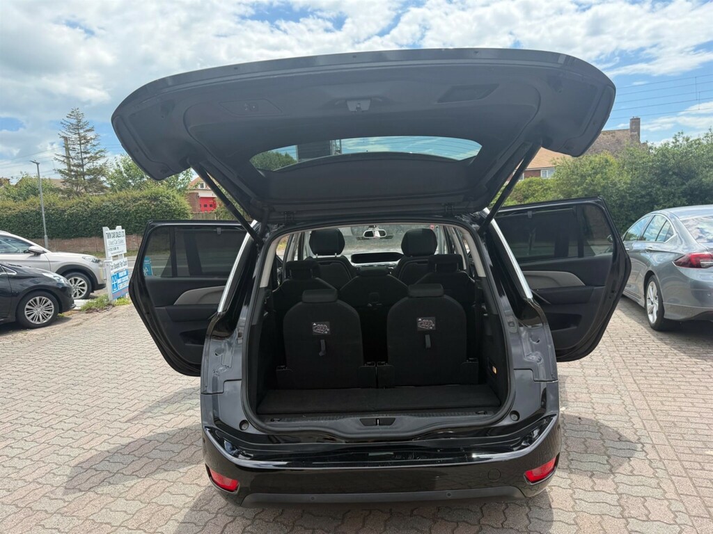 Citroen Grand C4 Picasso  Red #50