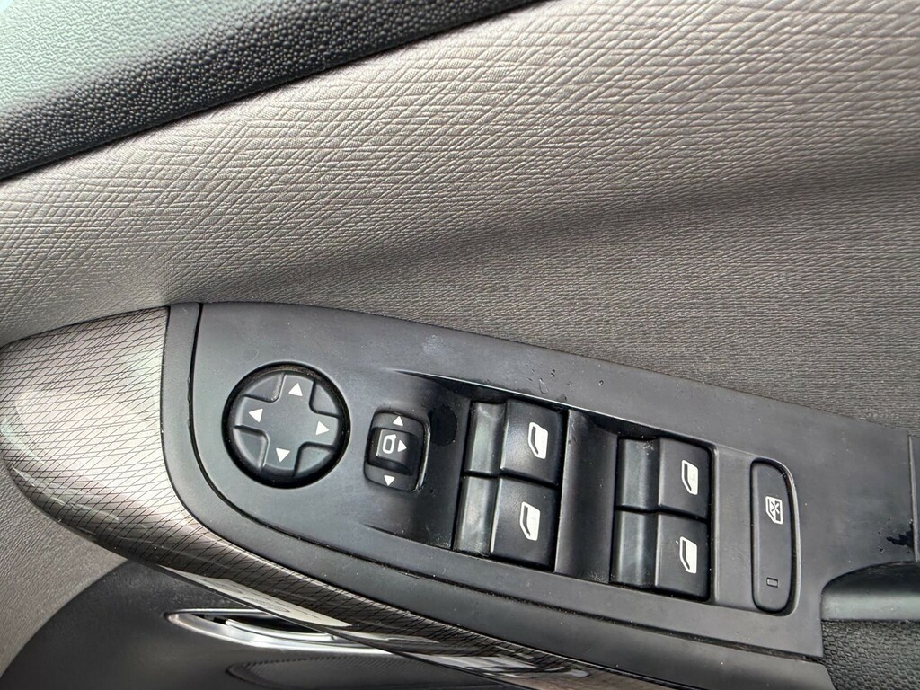 Citroen Grand C4 Picasso  Red #11