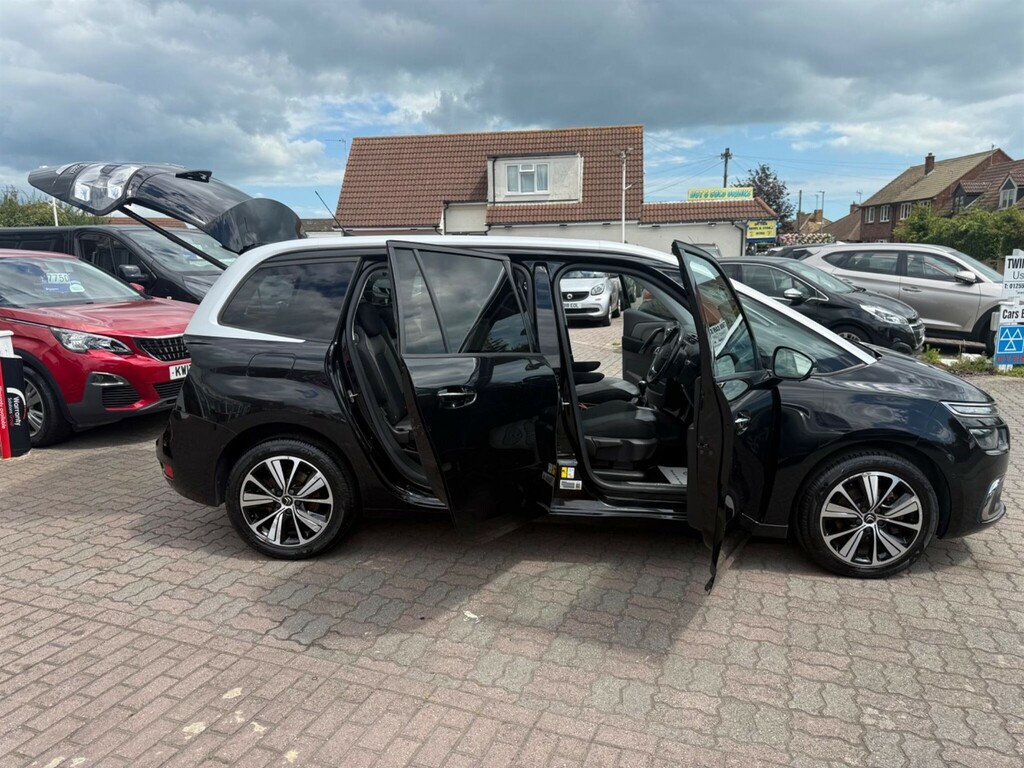 Citroen Grand C4 Picasso  Red #52