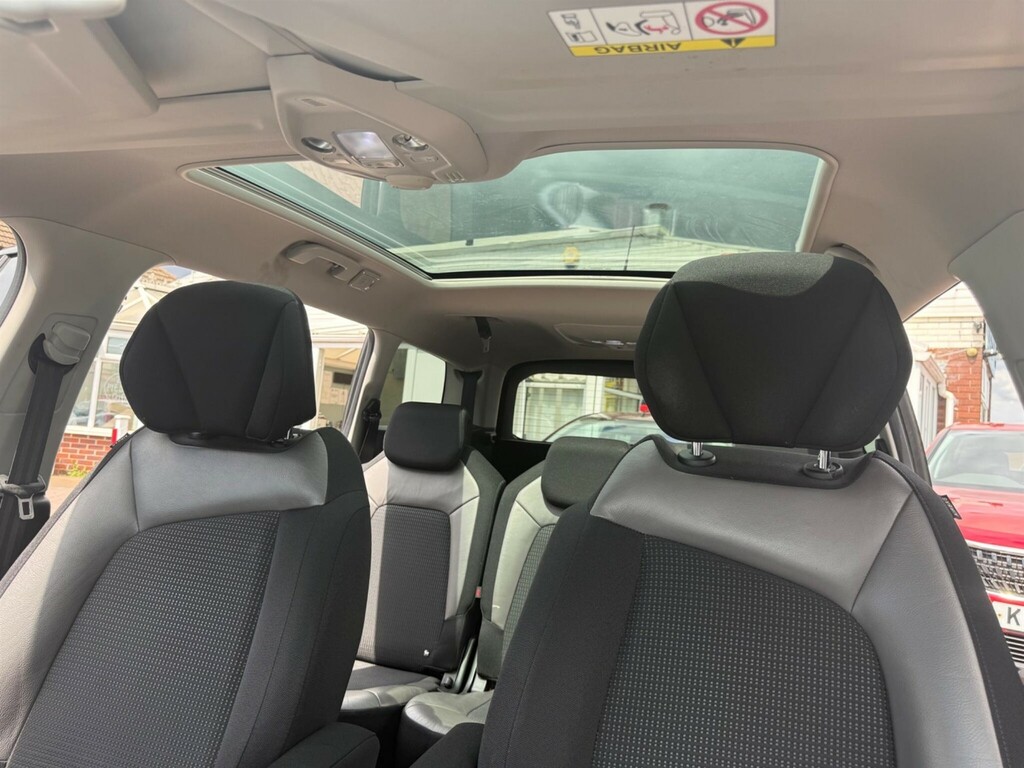 Citroen Grand C4 Picasso  Red #46
