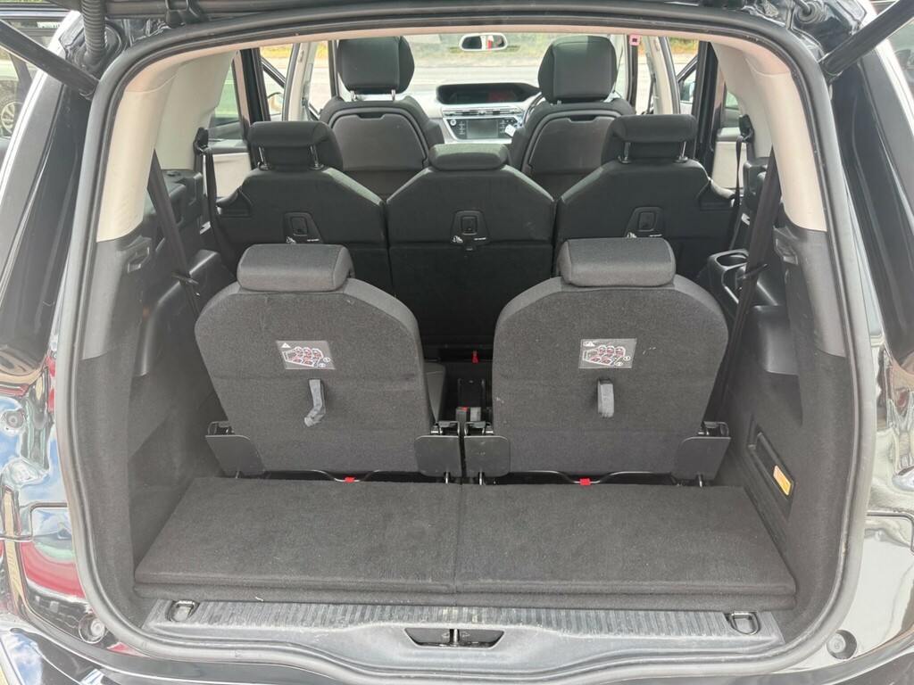 Citroen Grand C4 Picasso  Red #48