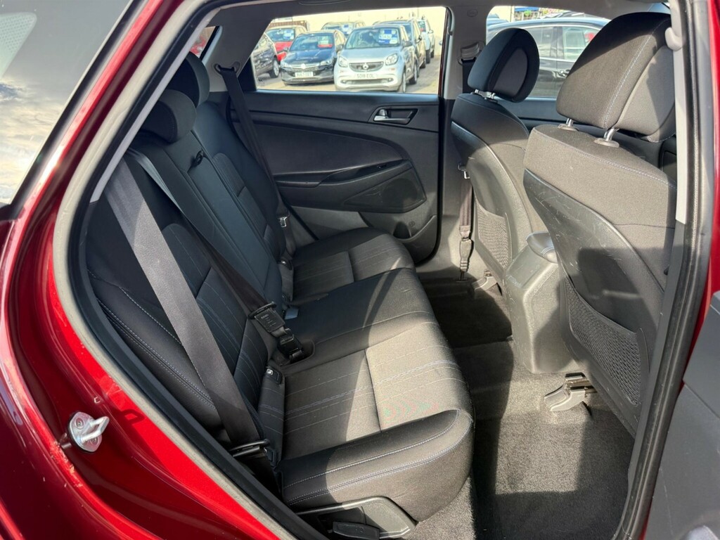 Hyundai Tucson Suv 1.7 Crdi Blue Drive Premium 201616 Blue #27