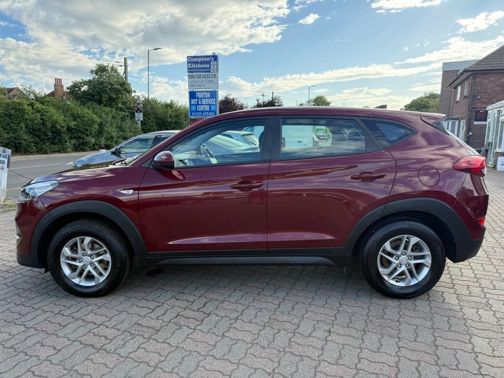 Hyundai Tucson Suv 1.7 Crdi Blue Drive Premium 201616 Blue #5