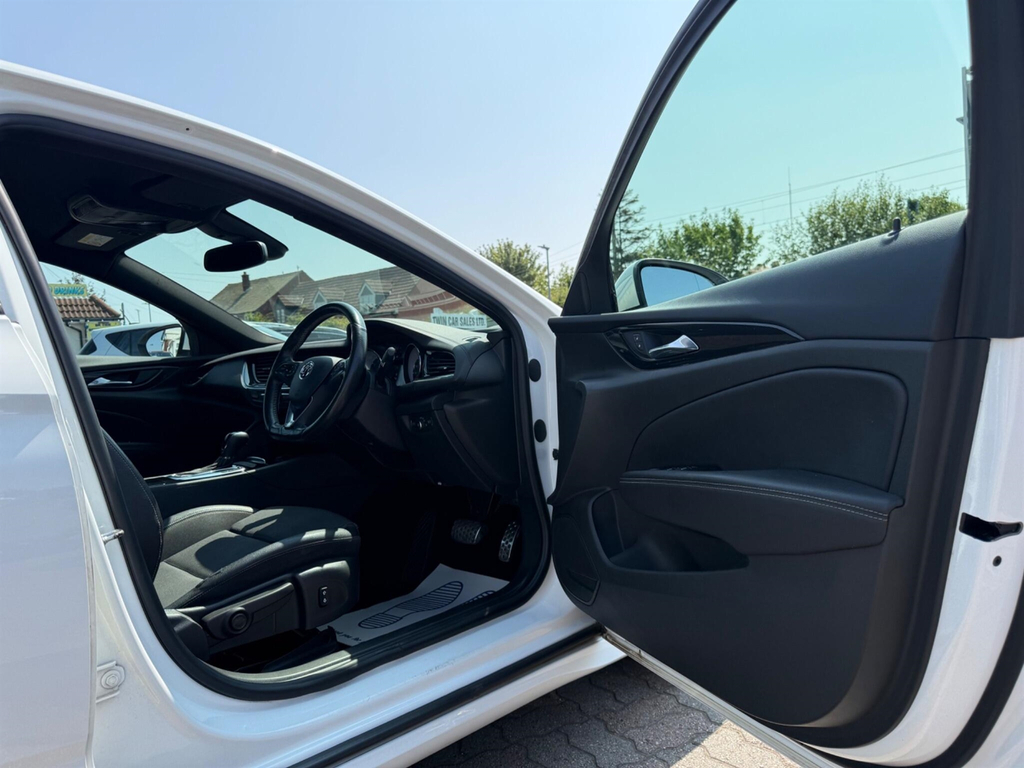Vauxhall Insignia Sri Blue #10