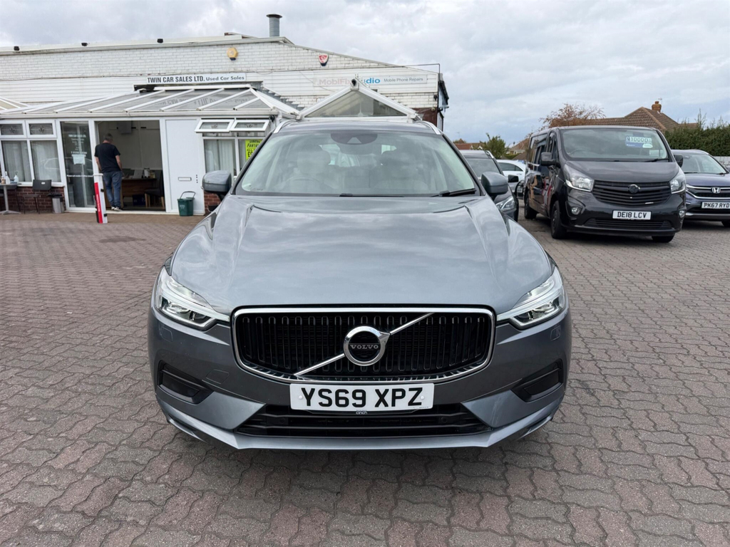 Volvo XC60 2.0 D4 Momentum Euro 6 Ss YS69XPZ Grey #2