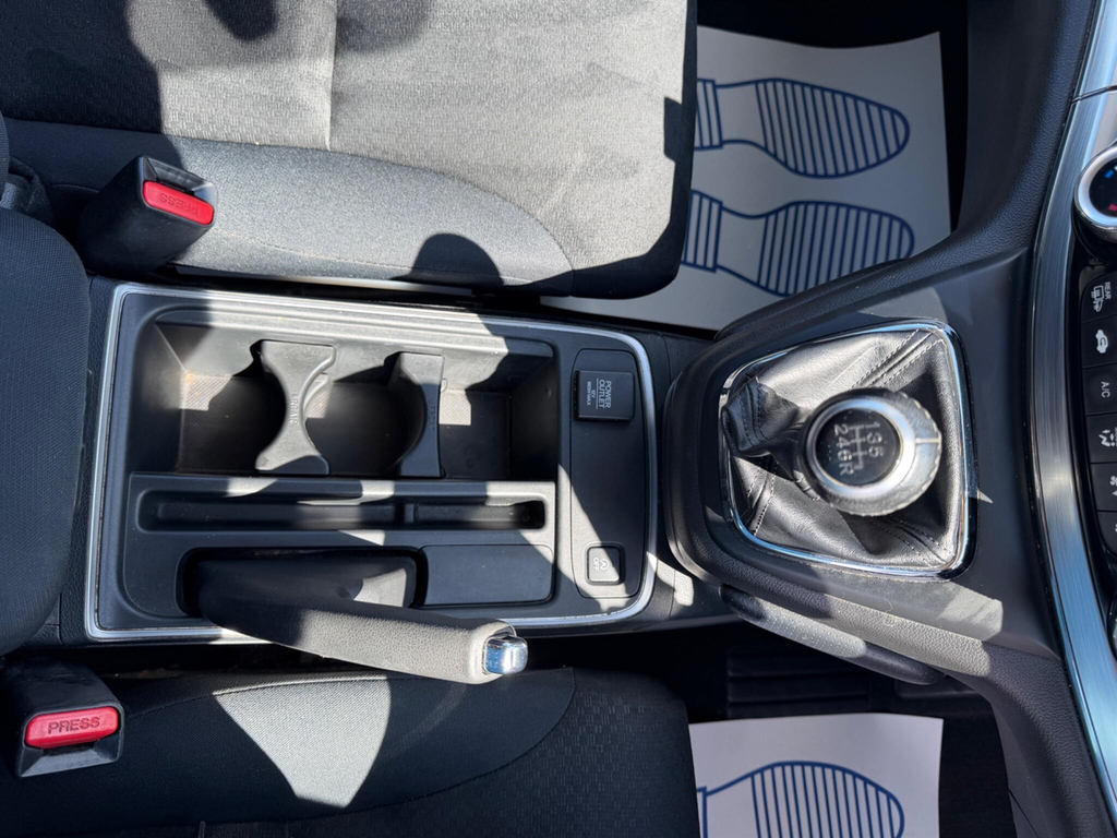 Honda Cr-V 2.0 I-vtec Ex Sensing White #20