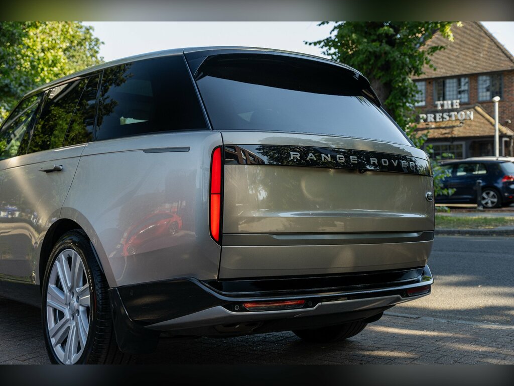 Land Rover Range Rover P460e Batumi Gold Gold #20