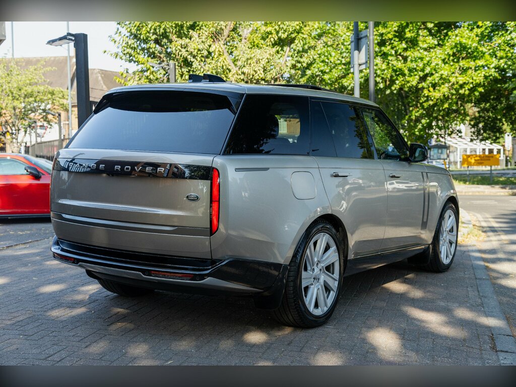 Land Rover Range Rover P460e Batumi Gold Gold #21