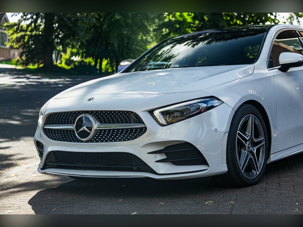 Mercedes-Benz A Class 2.0 A250 Amg Line Premium Plus Hatchback Pet White #4