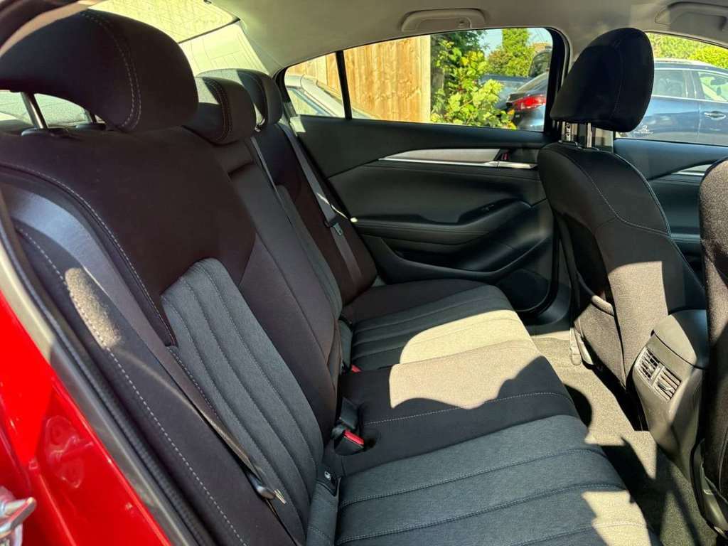 Mazda 6 2.0 Skyactiv-g Sport Red #16