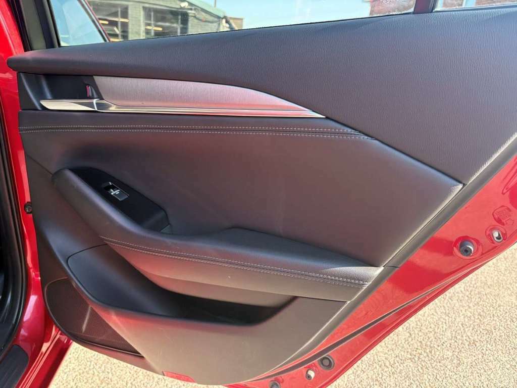 Mazda 6 2.0 Skyactiv-g Sport Red #17