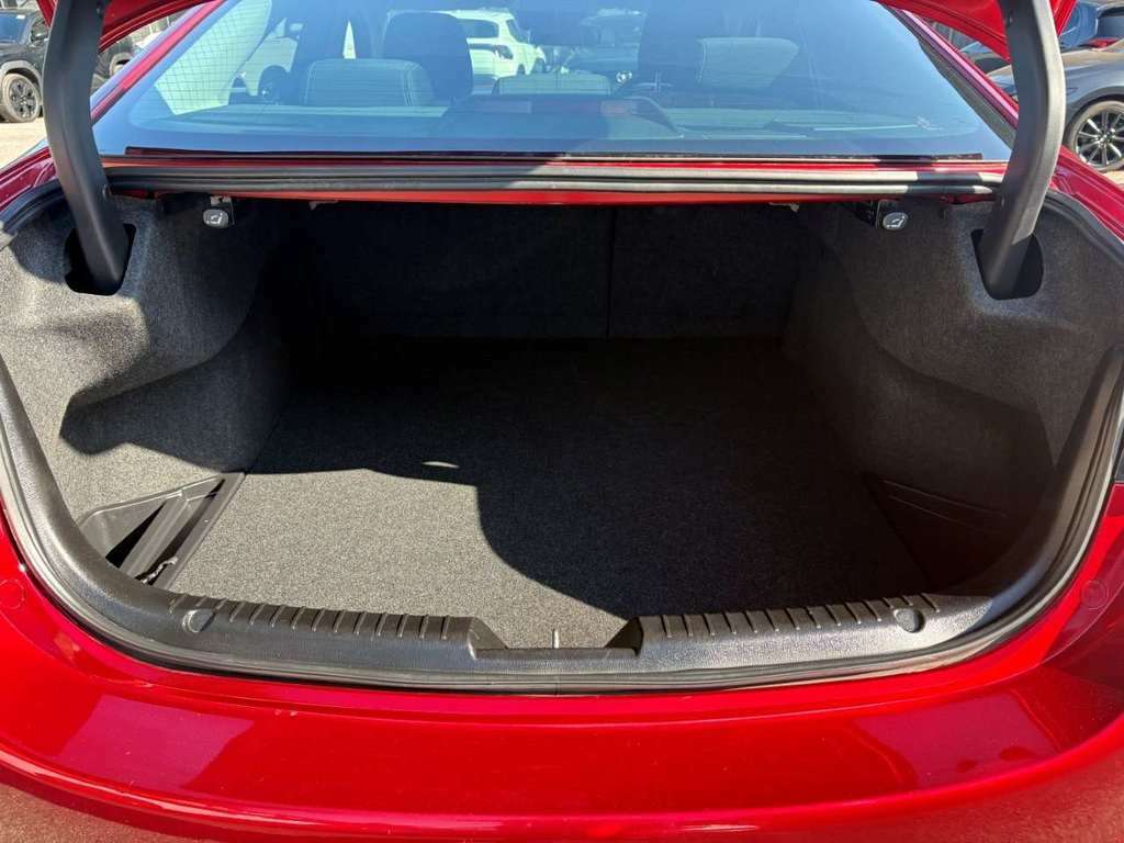 Mazda 6 2.0 Skyactiv-g Sport Red #18