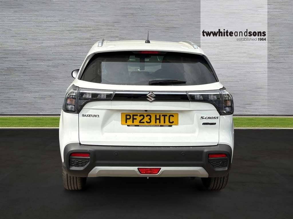 Suzuki S Cross Ultra Hev Allgrip White #6