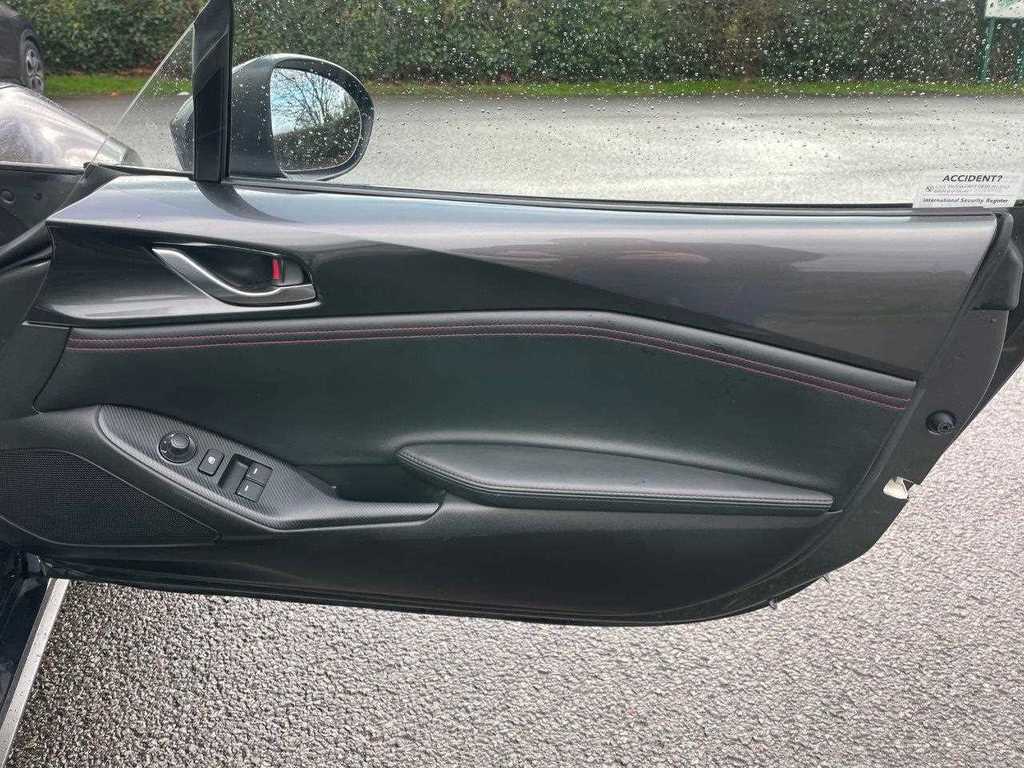 Mazda MX-5 RF 1.5 132 Sport Nav White #11