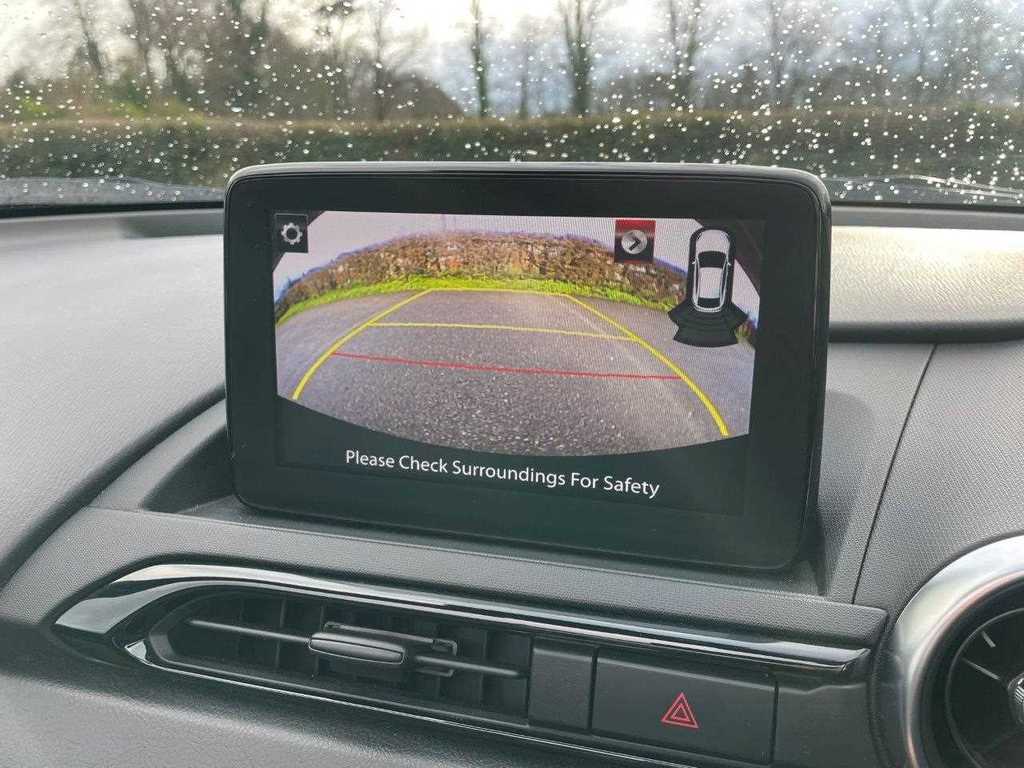 Mazda MX-5 RF 1.5 132 Sport Nav White #25