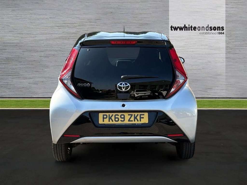 Toyota Aygo X X-clusiv Vvt-i Cvt Silver #6