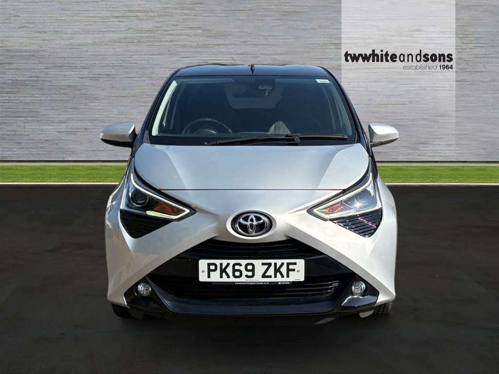 Toyota Aygo X X-clusiv Vvt-i Cvt Silver #2