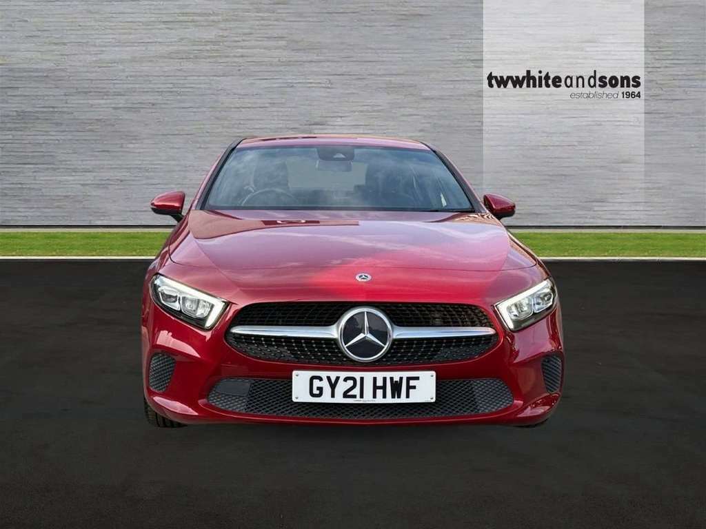 Mercedes-Benz A Class 180 Sport Red #2