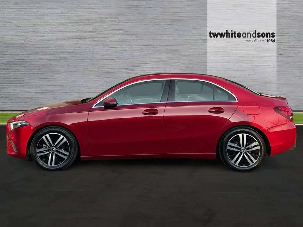 Mercedes-Benz A Class 180 Sport Red #4